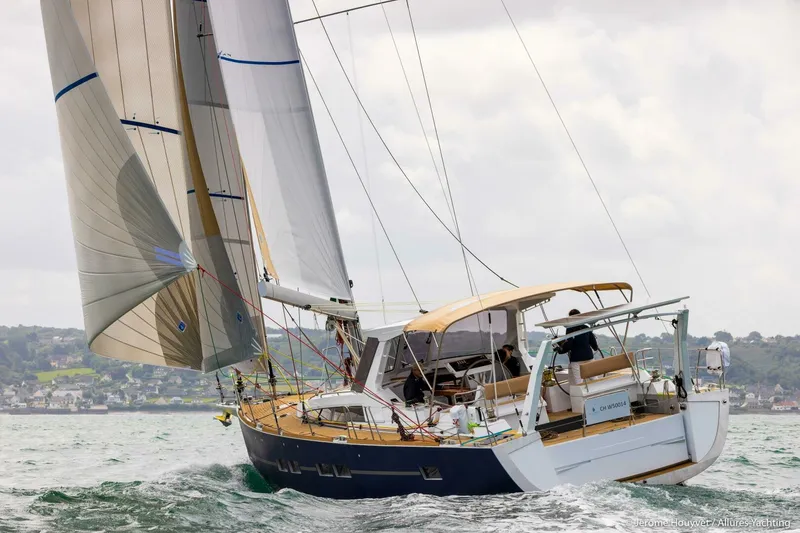 Slide: The Image of Allures 51.9 2026 - 5193683