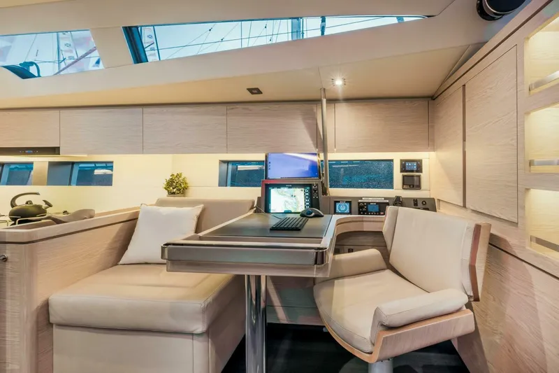 Slide: The Image of Allures 51.9 2026 - 5193699