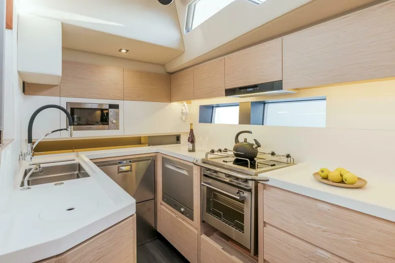 Slide: The Image of Allures 51.9 2026 - 5193713