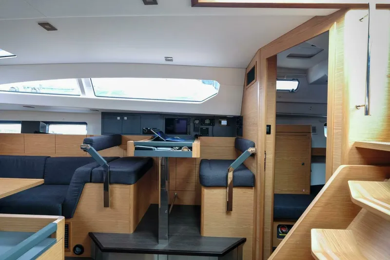 Slide: The Image of Allures 45.9 2026 - 5193761