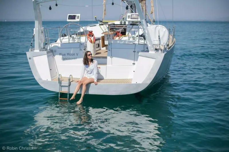 Slide: The Image of Allures 45.9 2026 - 5193776