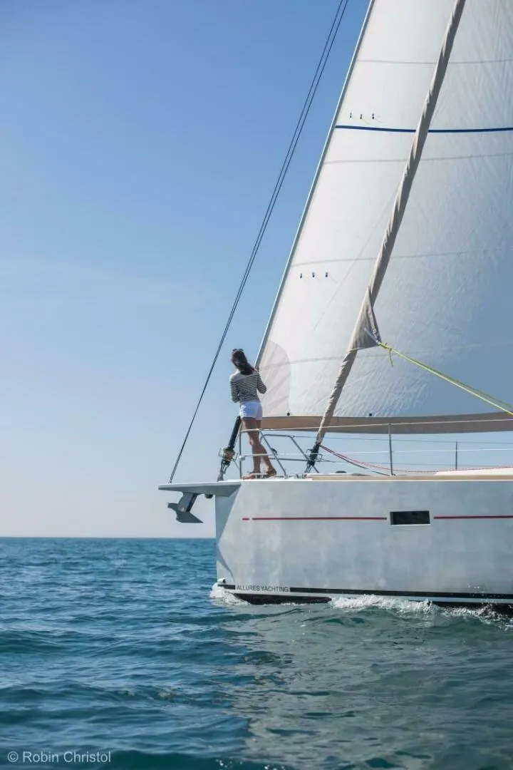 Slide: The Image of Allures 45.9 2026 - 5193811