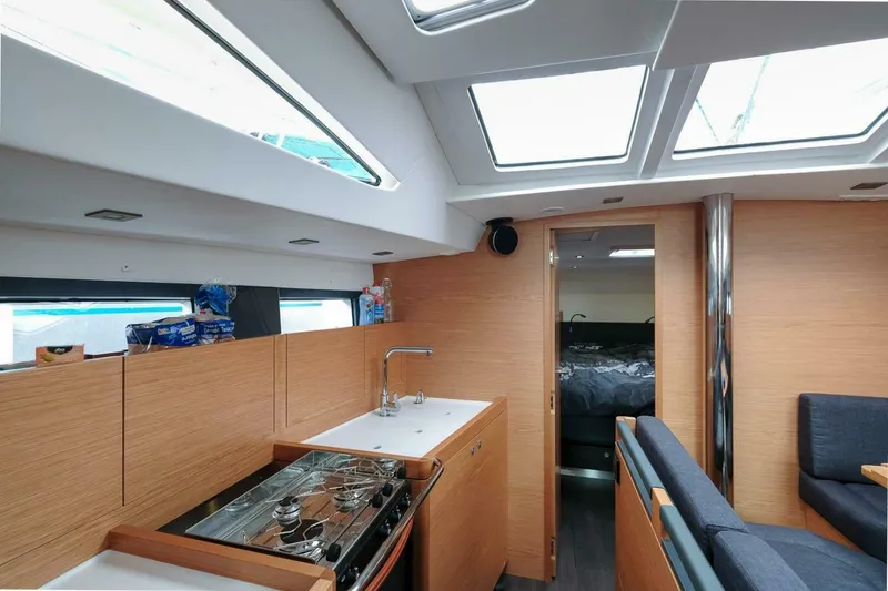 Slide: The Image of Allures 45.9 2026 - 5193749