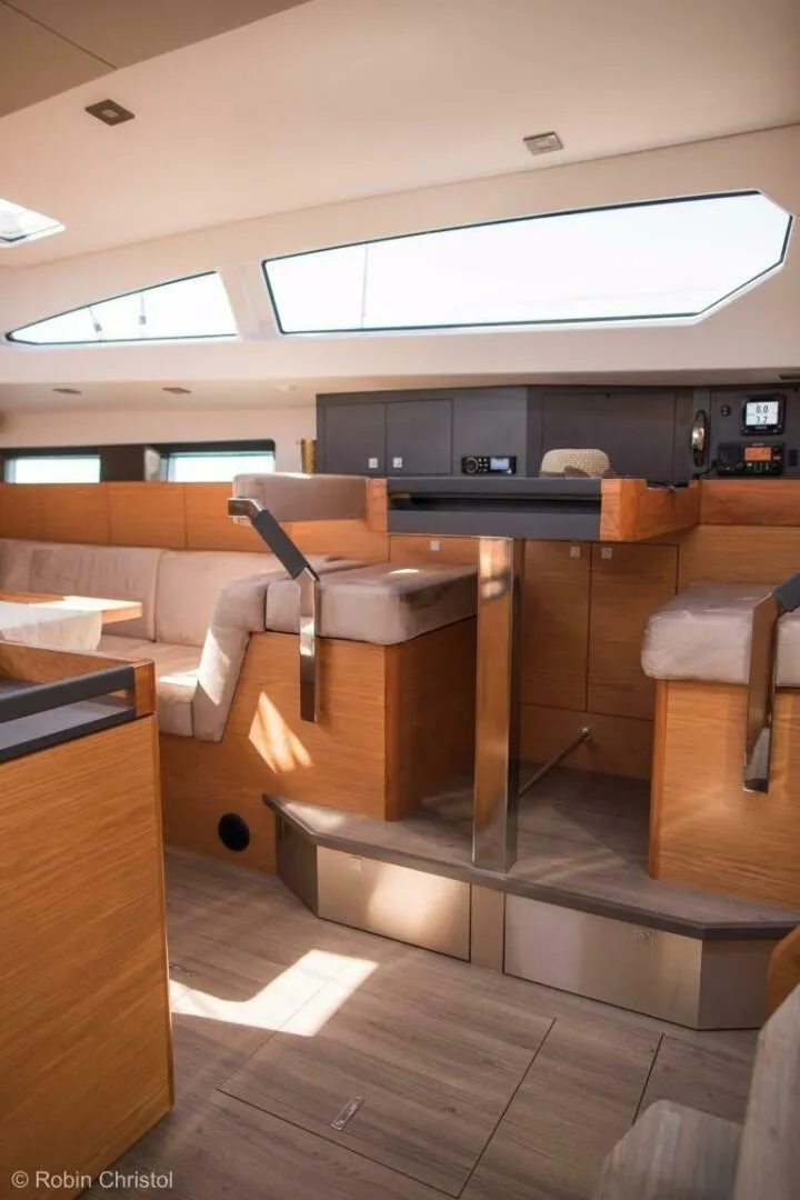 Slide: The Image of Allures 45.9 2026 - 5193817