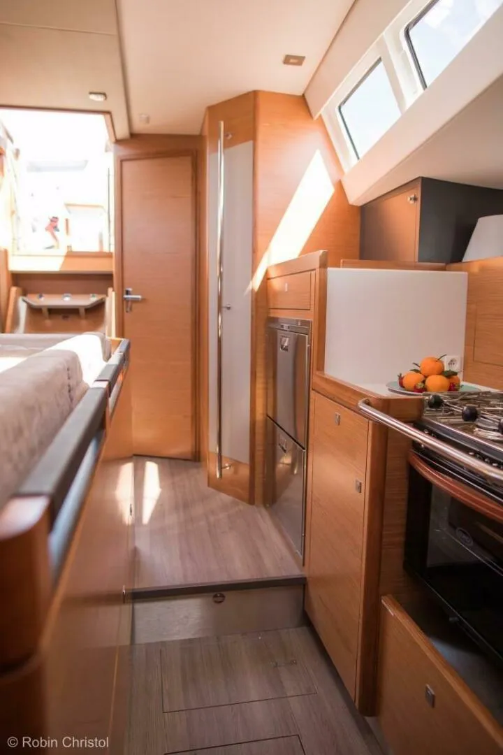 Slide: The Image of Allures 45.9 2026 - 5193821