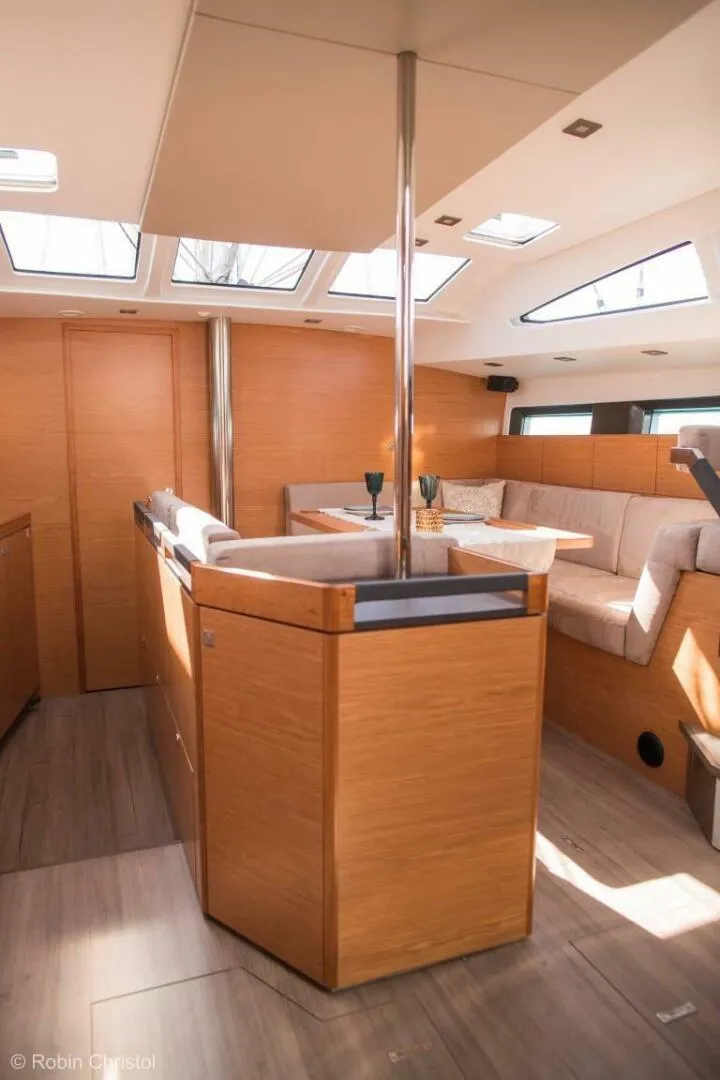 Slide: The Image of Allures 45.9 2026 - 5193822