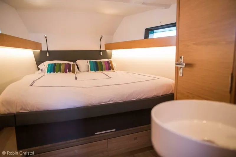 Slide: The Image of Allures 45.9 2026 - 5193847