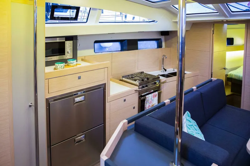 Slide: The Image of Allures 45.9 2026 - 5193745