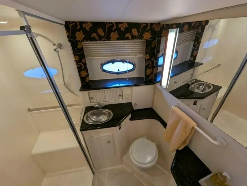 Slide: The Image of Carver 41 2001 - 5184268