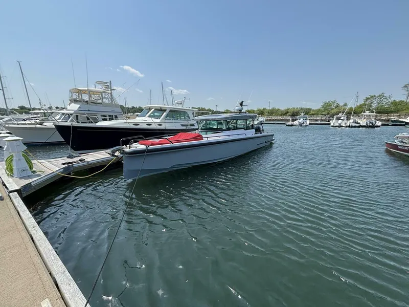 The Image of Axopar 37 2022 - 5385392