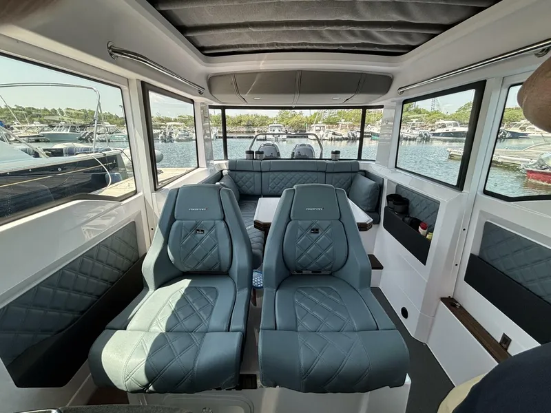 Slide: The Image of Axopar 37 2022 - 5385422