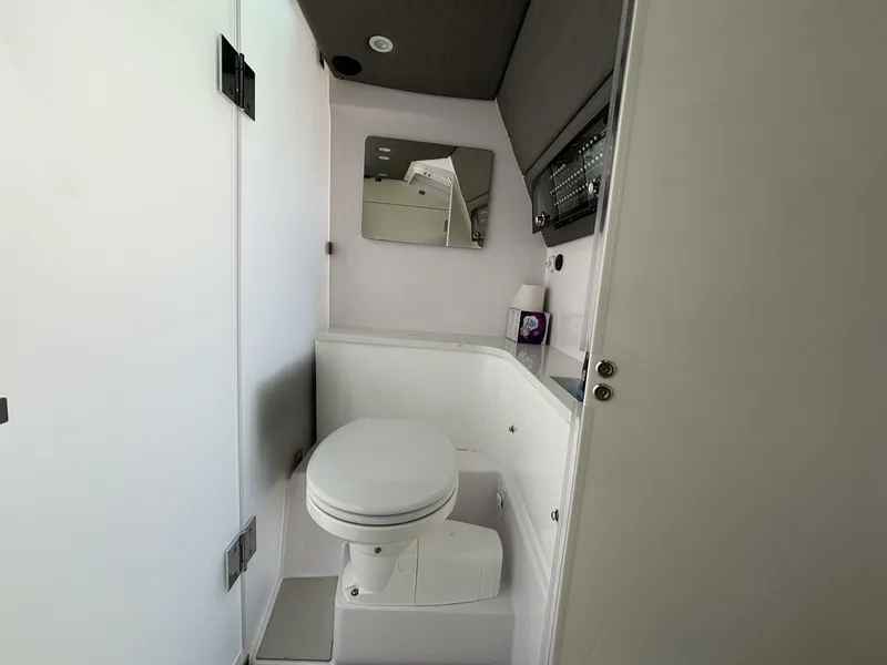 Slide: The Image of Axopar 37 2022 - 5385418