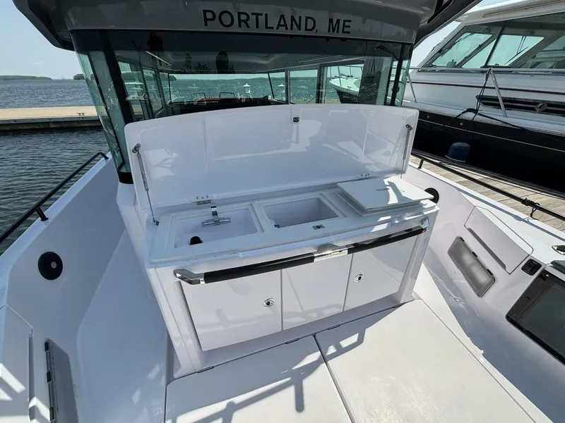 Slide: The Image of Axopar 37 2022 - 5385402