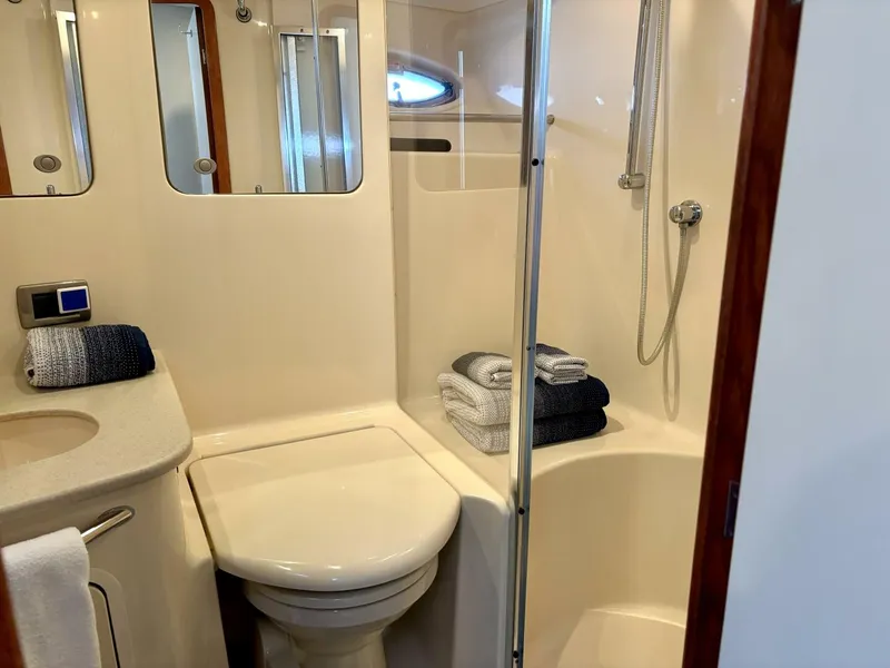 Slide: The Image of Sea Ray 48 Sedan Bridge 2004 - 5184515