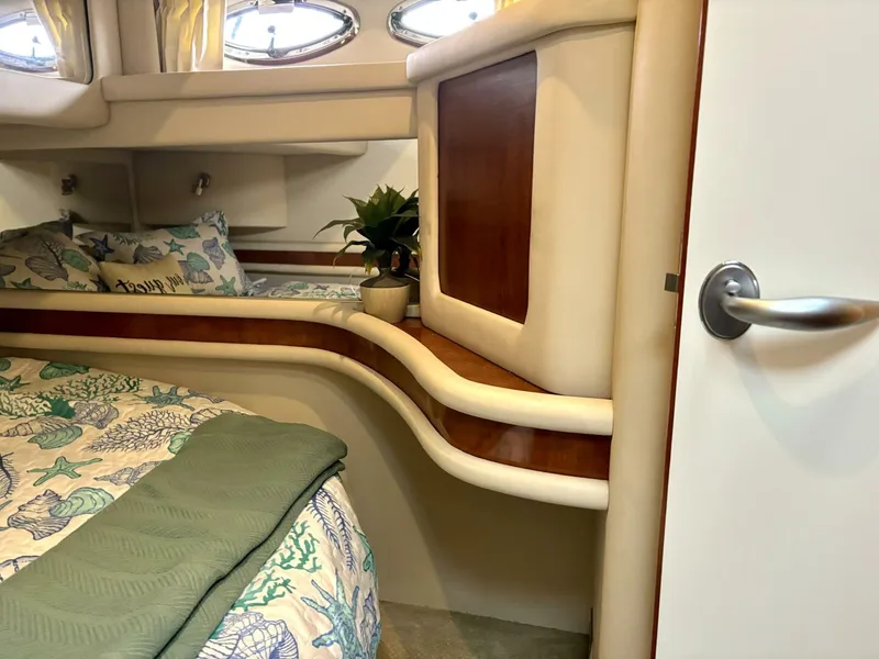 Slide: The Image of Sea Ray 48 Sedan Bridge 2004 - 5184525