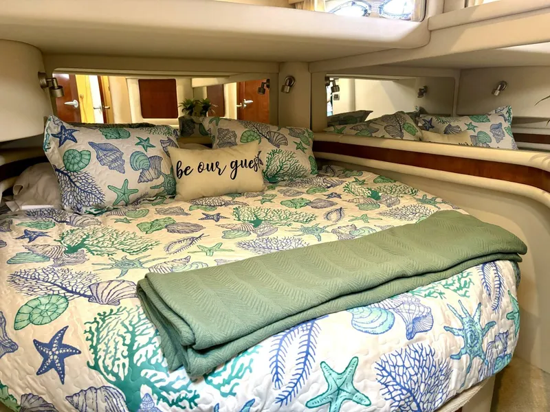 Slide: The Image of Sea Ray 48 Sedan Bridge 2004 - 5184523