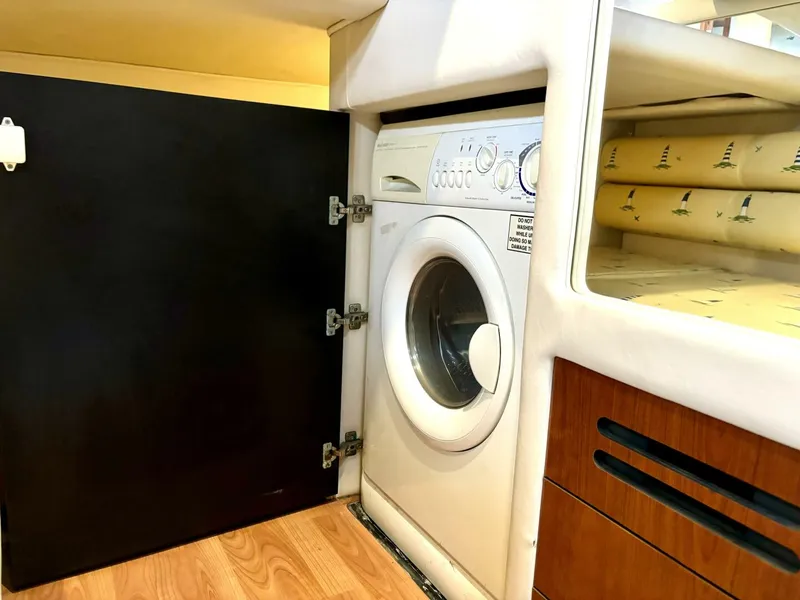 Slide: The Image of Sea Ray 48 Sedan Bridge 2004 - 5184529