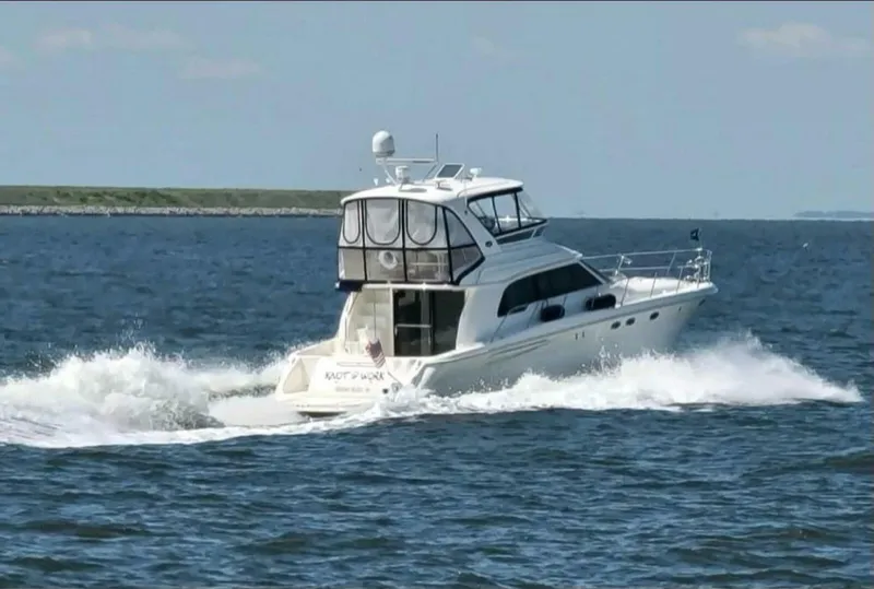 Slide: The Image of Sea Ray 48 Sedan Bridge 2004 - 5184537