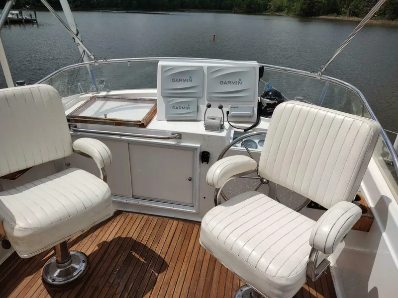 Slide: The Image of Grand Banks Eastbay 40 Flybridge 1996 - 5284606