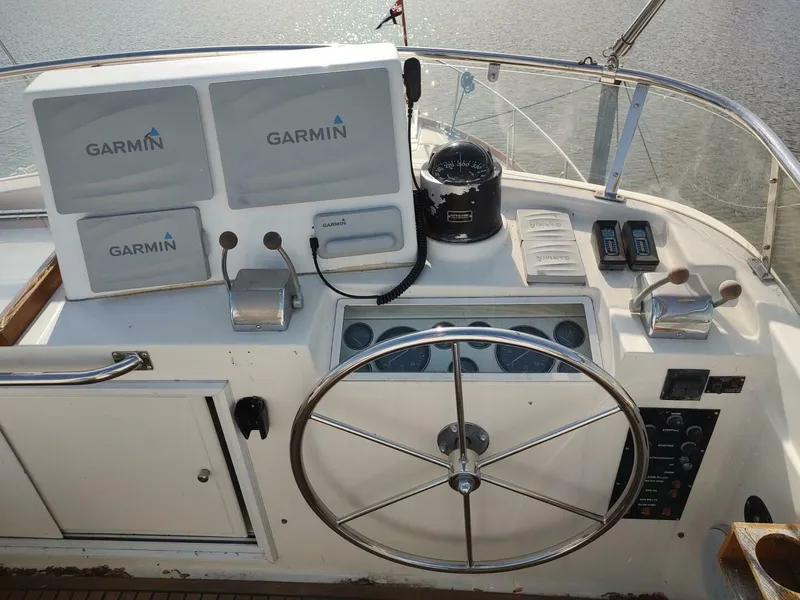 Slide: The Image of Grand Banks Eastbay 40 Flybridge 1996 - 5280836