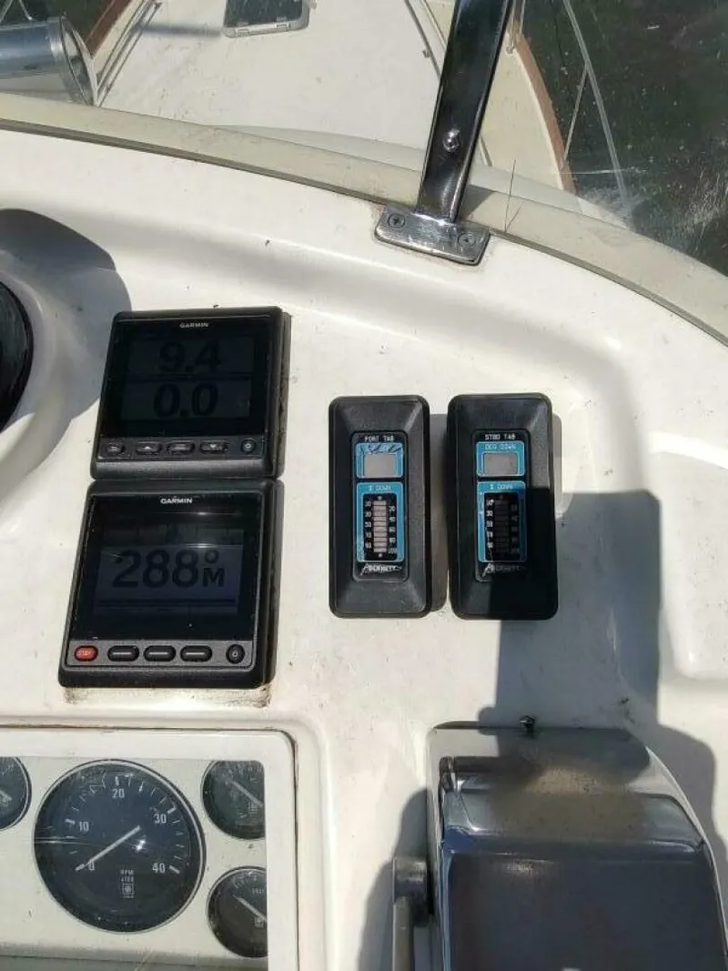 Slide: The Image of Grand Banks Eastbay 40 Flybridge 1996 - 5284589