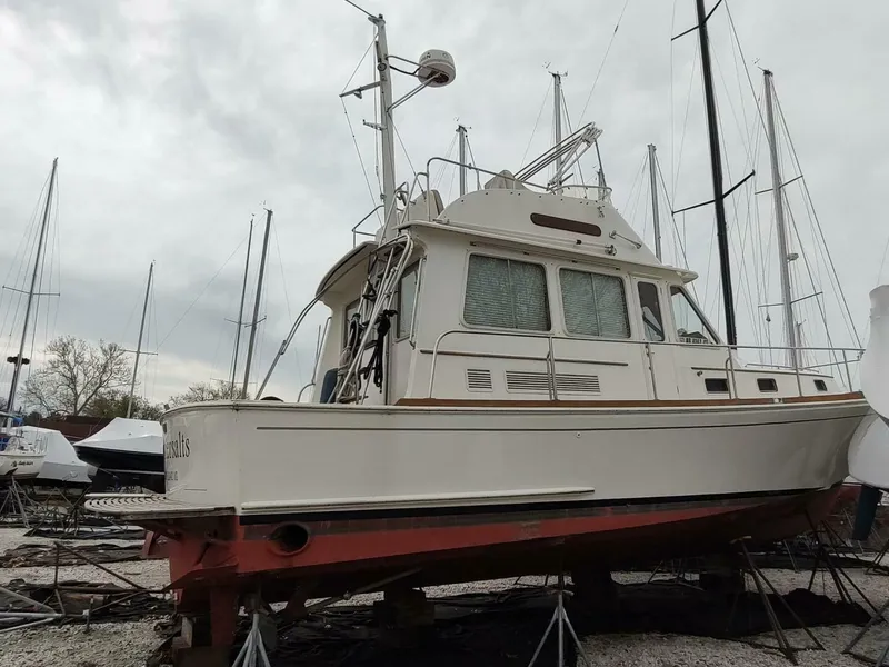 Slide: The Image of Grand Banks Eastbay 40 Flybridge 1996 - 5185873