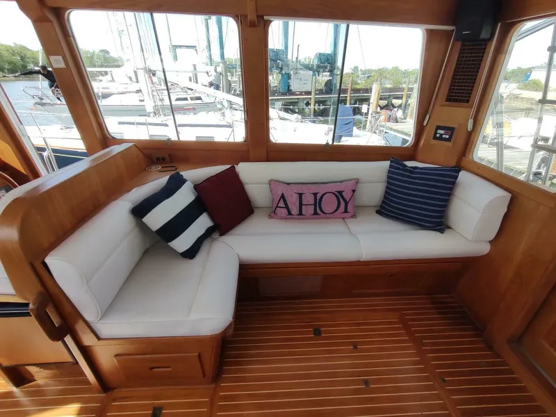 Slide: The Image of Grand Banks Eastbay 40 Flybridge 1996 - 5280774