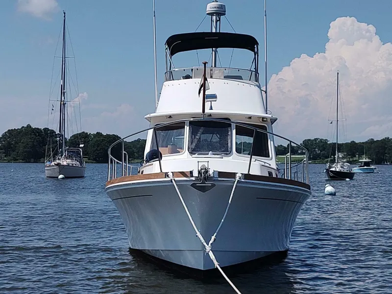 Slide: The Image of Grand Banks Eastbay 40 Flybridge 1996 - 5465487