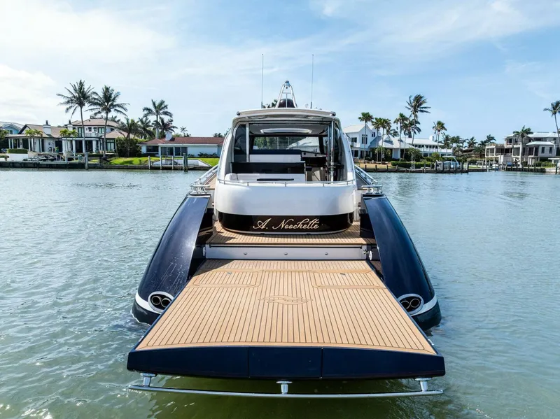 Slide: The Image of Zeelander Z5 2024 - 5238559