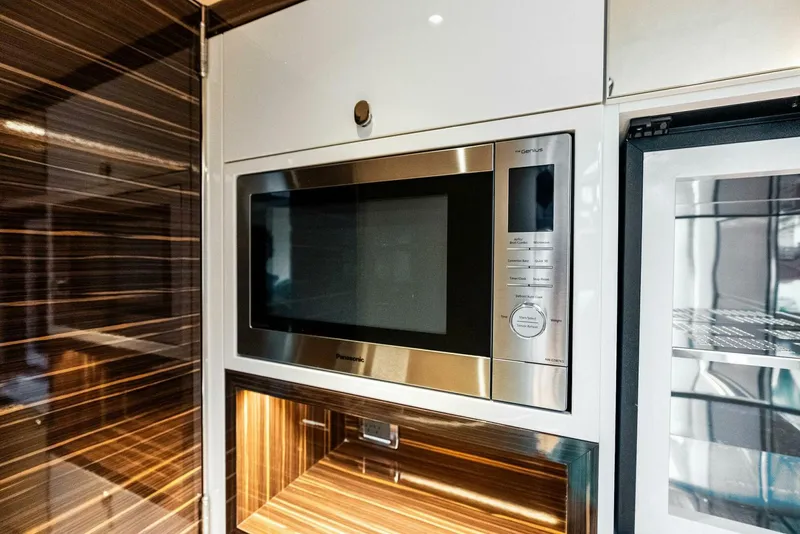 Slide: The Image of Zeelander Z5 2024 - 5238603