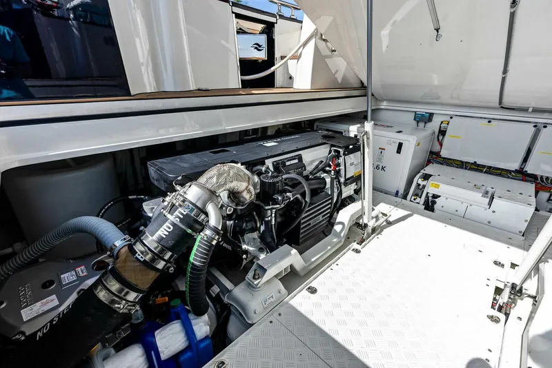 Slide: The Image of Zeelander Z5 2024 - 5238608