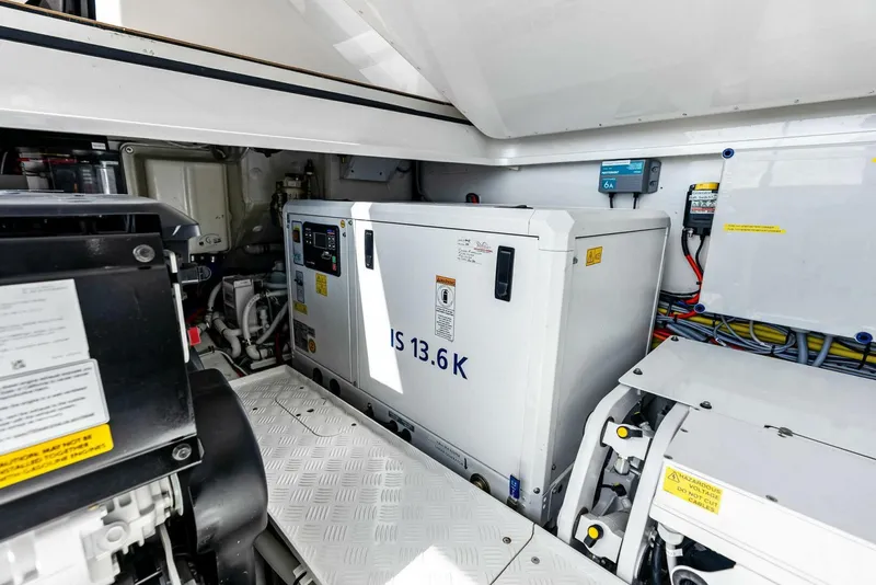 Slide: The Image of Zeelander Z5 2024 - 5238609