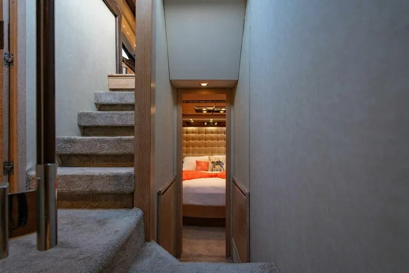 Slide: The Image of Azimut Fly 2011 - 5198579