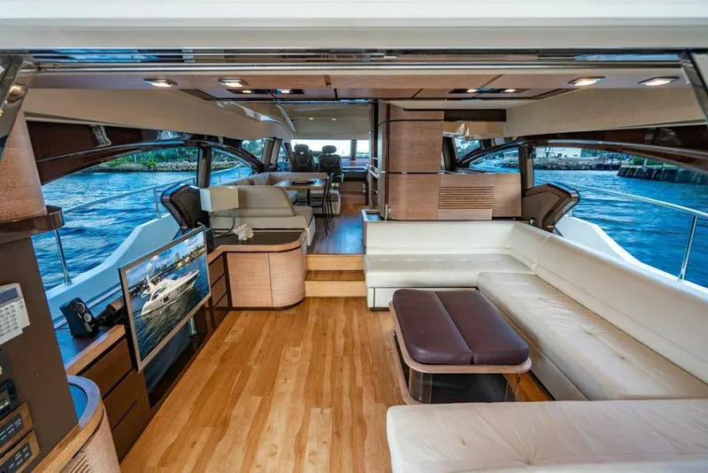 Slide: The Image of Azimut Fly 2011 - 5198419