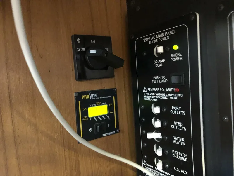 Slide: The Image of 2003 Catalina 350 Nav station electronics 7 - 5185588