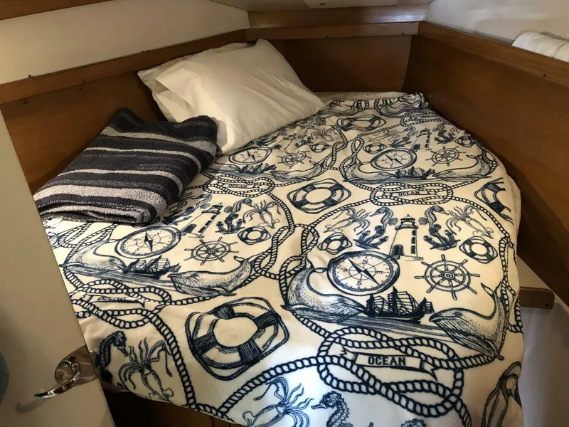 Slide: The Image of 2003 Catalina 350 - 5185606