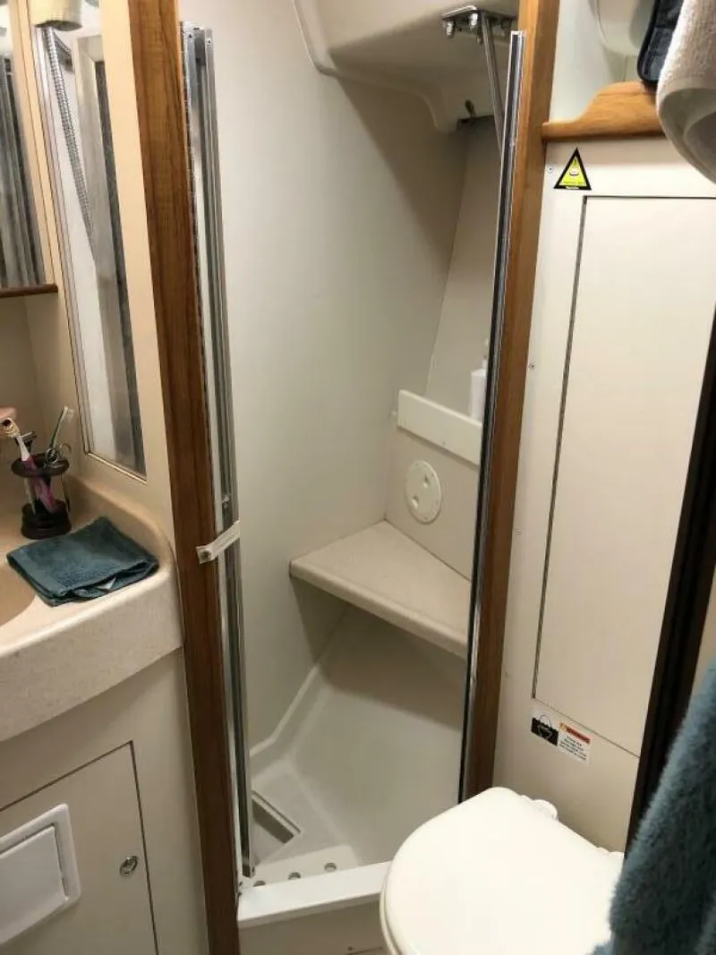 Slide: The Image of 2003 Catalina 350 - 5185611