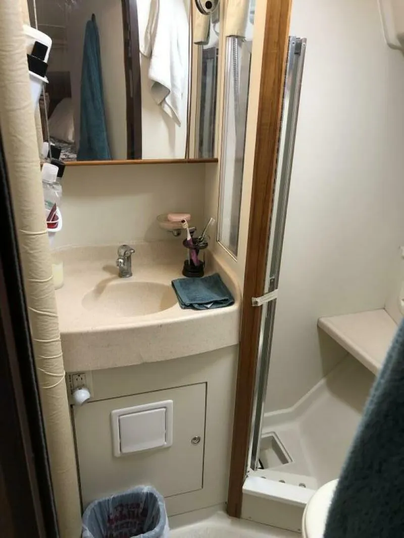 Slide: The Image of 2003 Catalina 350 - 5185612