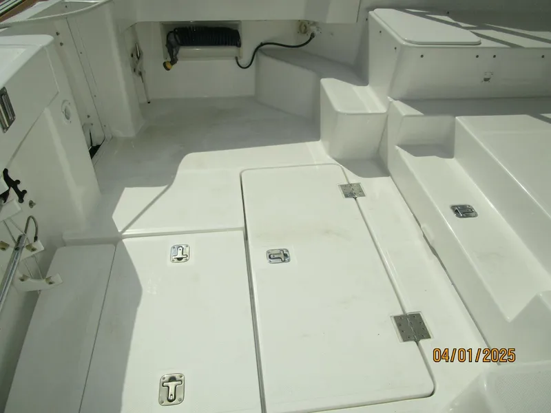 Slide: The Image of 34' Mainship cockpit port - 5185581