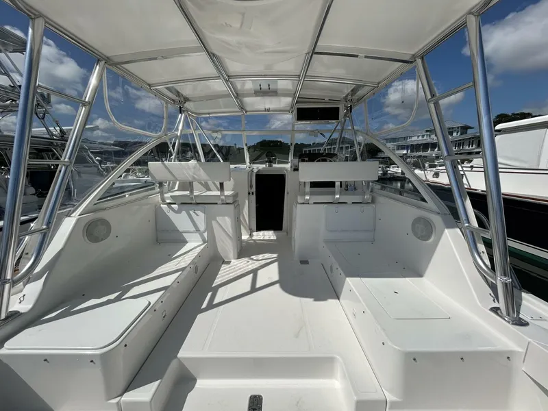 Slide: The Image of 34' Mainship helm forward - 5185645