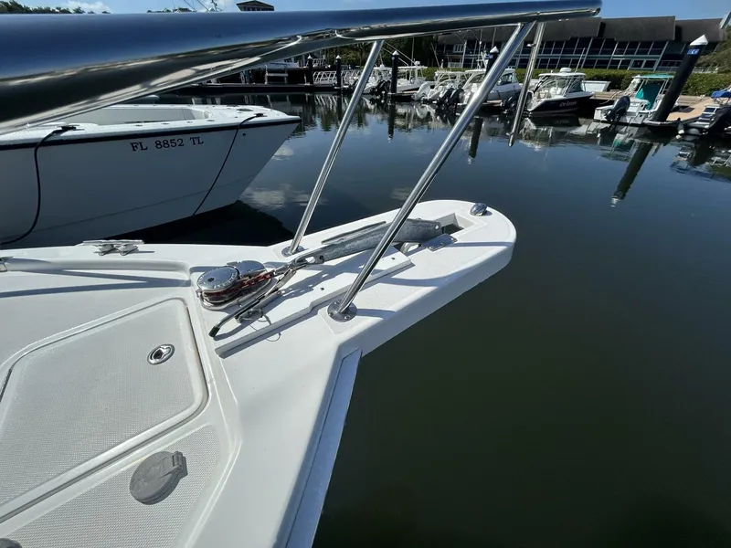 Slide: The Image of 34' Mainship anchor windlass1 - 5185531