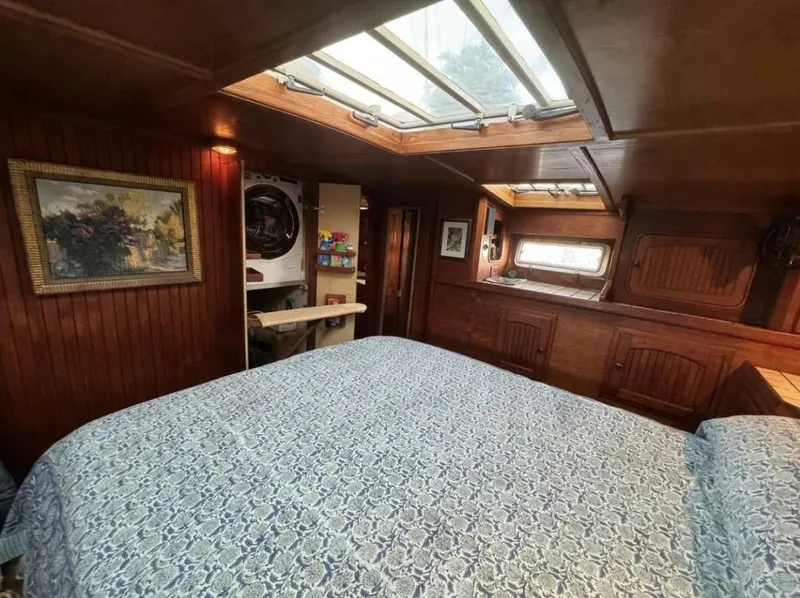 Slide: The Image of MASTER & LAUNDRY - 5216088