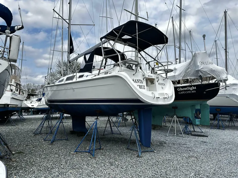 Slide: The Image of Hunter 33 2004 - 5187715