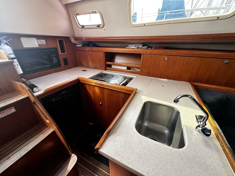 Slide: The Image of Hunter 33 2004 - 5187750