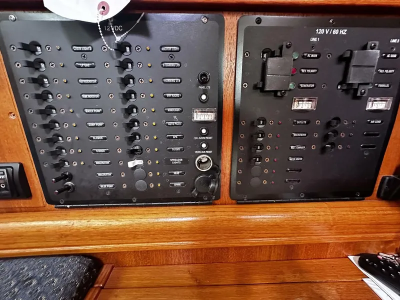 Slide: The Image of Hunter 33 2004 - 5187755