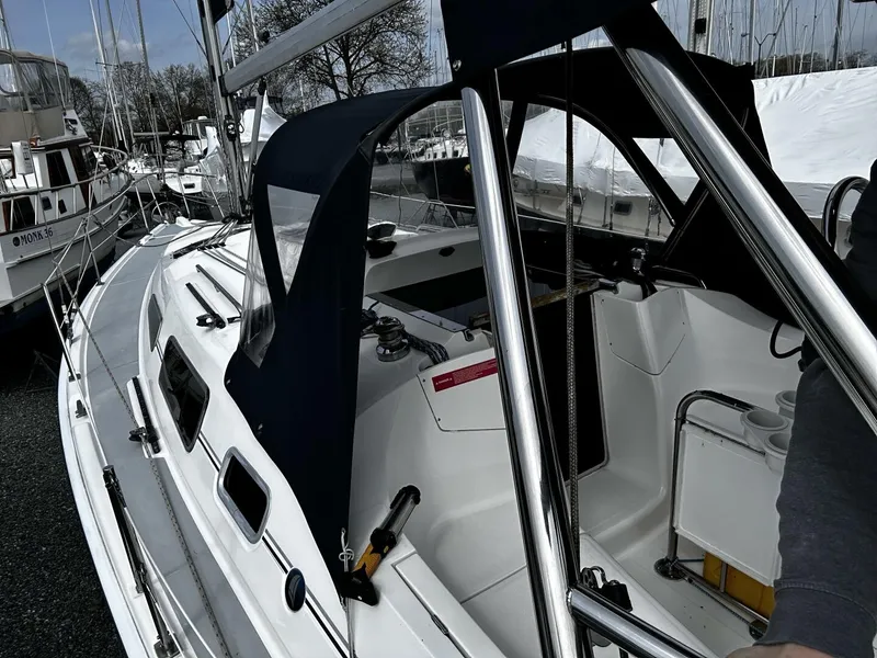 Slide: The Image of Hunter 33 2004 - 5187726