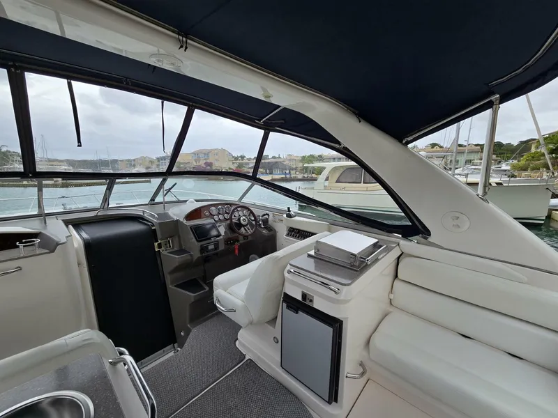 Slide: The Image of Regal 3350 2011 - 5200367