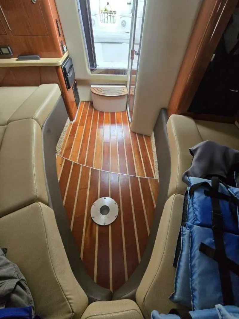 Slide: The Image of Regal 3350 2011 - 5200373