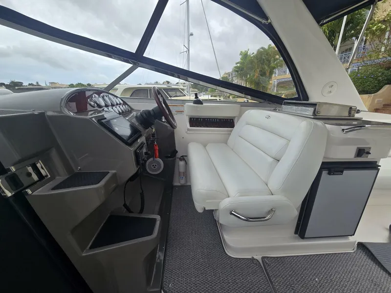 Slide: The Image of Regal 3350 2011 - 5200395