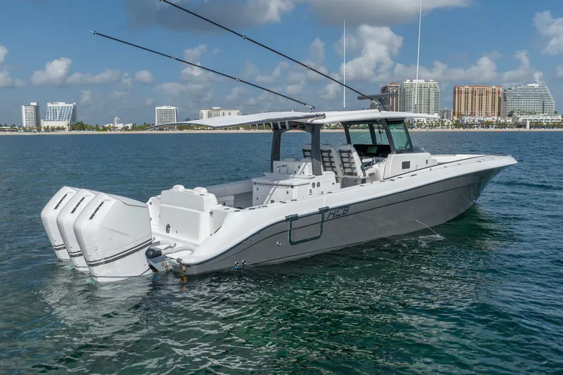 Slide: The Image of HCB lujo 2024 - 5187904